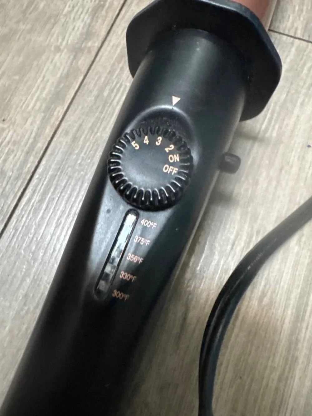 InfinitiPro By Conair CDH101T Rose Gold Curling Wand With Adjustable Heat Settin